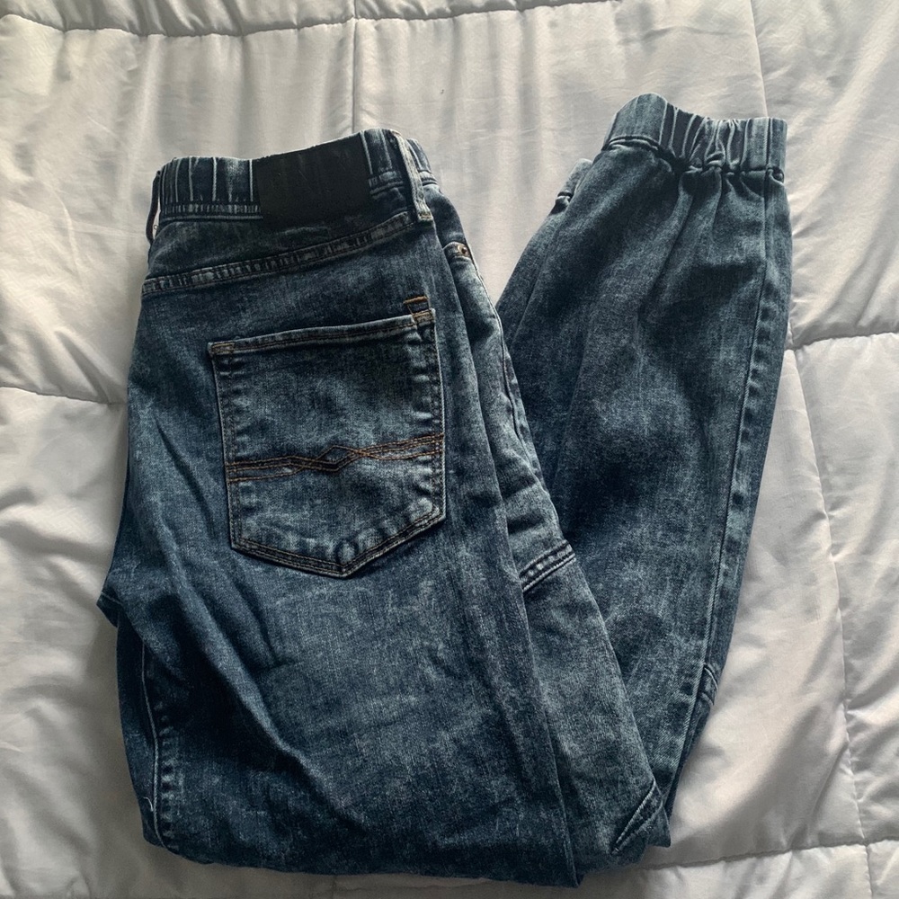 Levi joggers